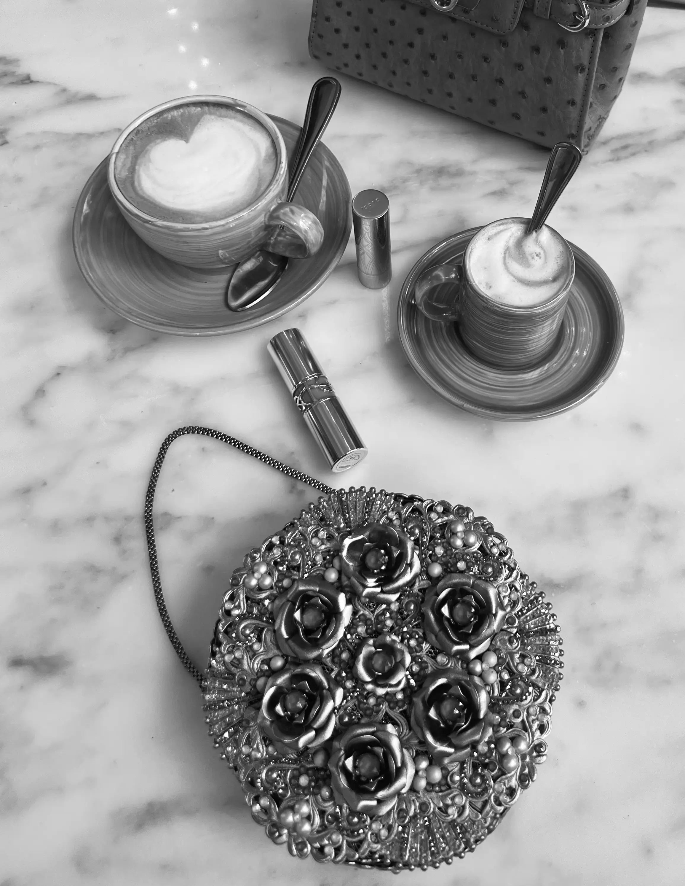 Stylish Jewelry Purse for Women - Elegant Clutch Handbag with Zipper Closure - Perfect for Parties, Weddings & Evening Events