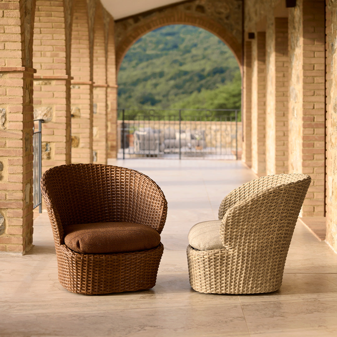 Coast Lounge Chair with Swivel Base - 360° Rotating Modern Accent Chair for Living Room, Bedroom & Patio - Comfortable Reading & Relaxation Chair