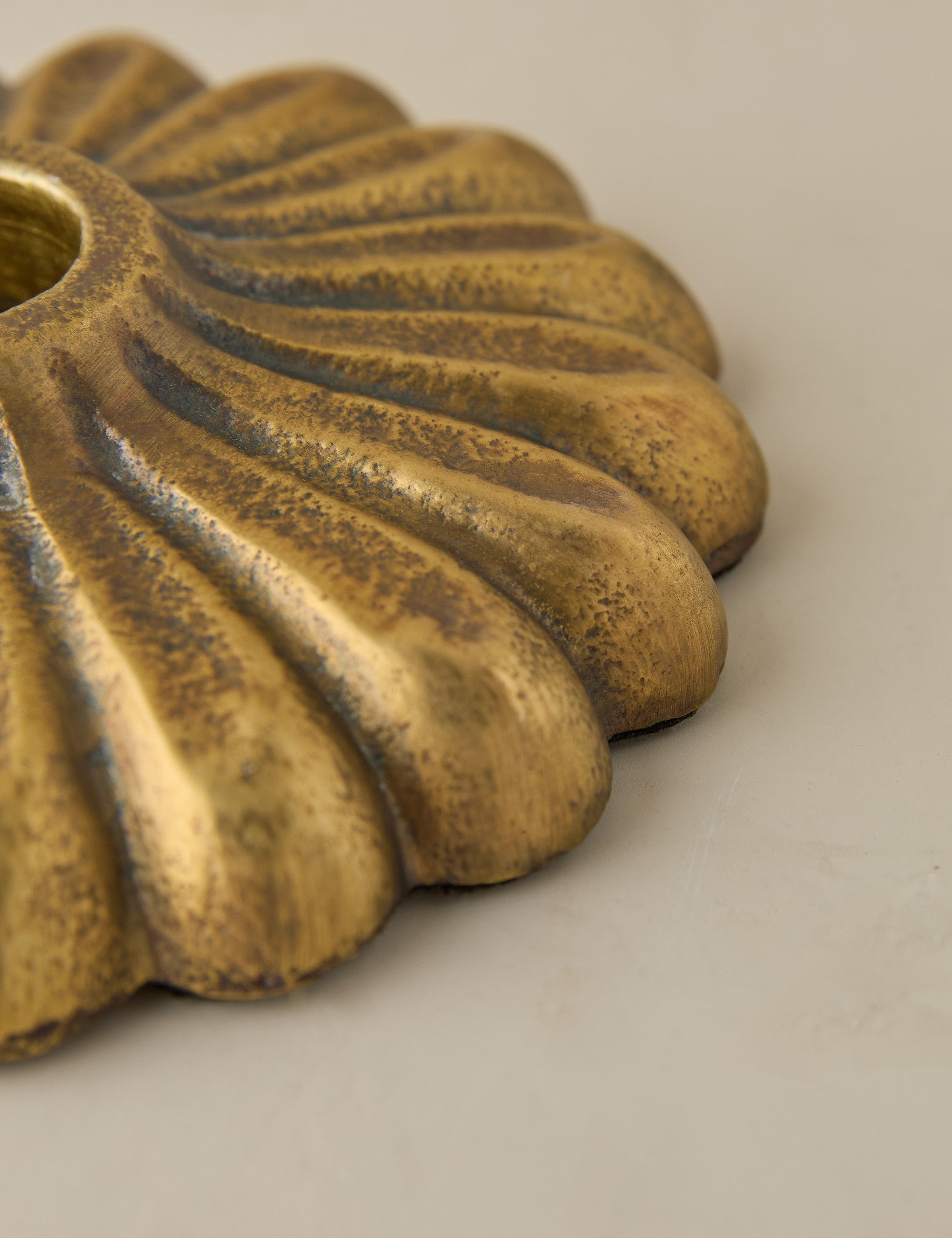Elegant Giovanna Candle Holder - Modern Home Decor for Dining Table, Wedding Centerpiece & Romantic Ambiance