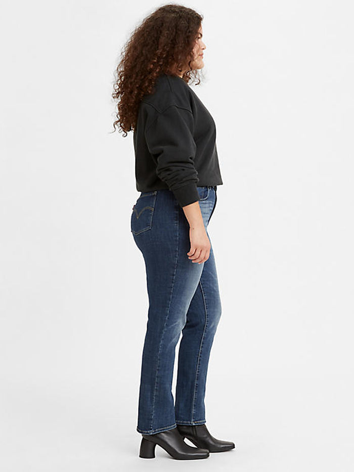Levi's Women's Classic Straight Jeans - Lapis Maui Waterfall Wash | Comfortable Denim Pants for Casual Wear & Everyday Outfits