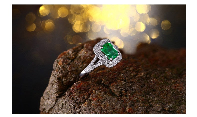 2 Carat Emerald & Moissanite Diamond Engagement Ring in 14K Gold - Elegant Wedding Proposal Ring for Her, Perfect Anniversary Gift & Bridal Jewelry
