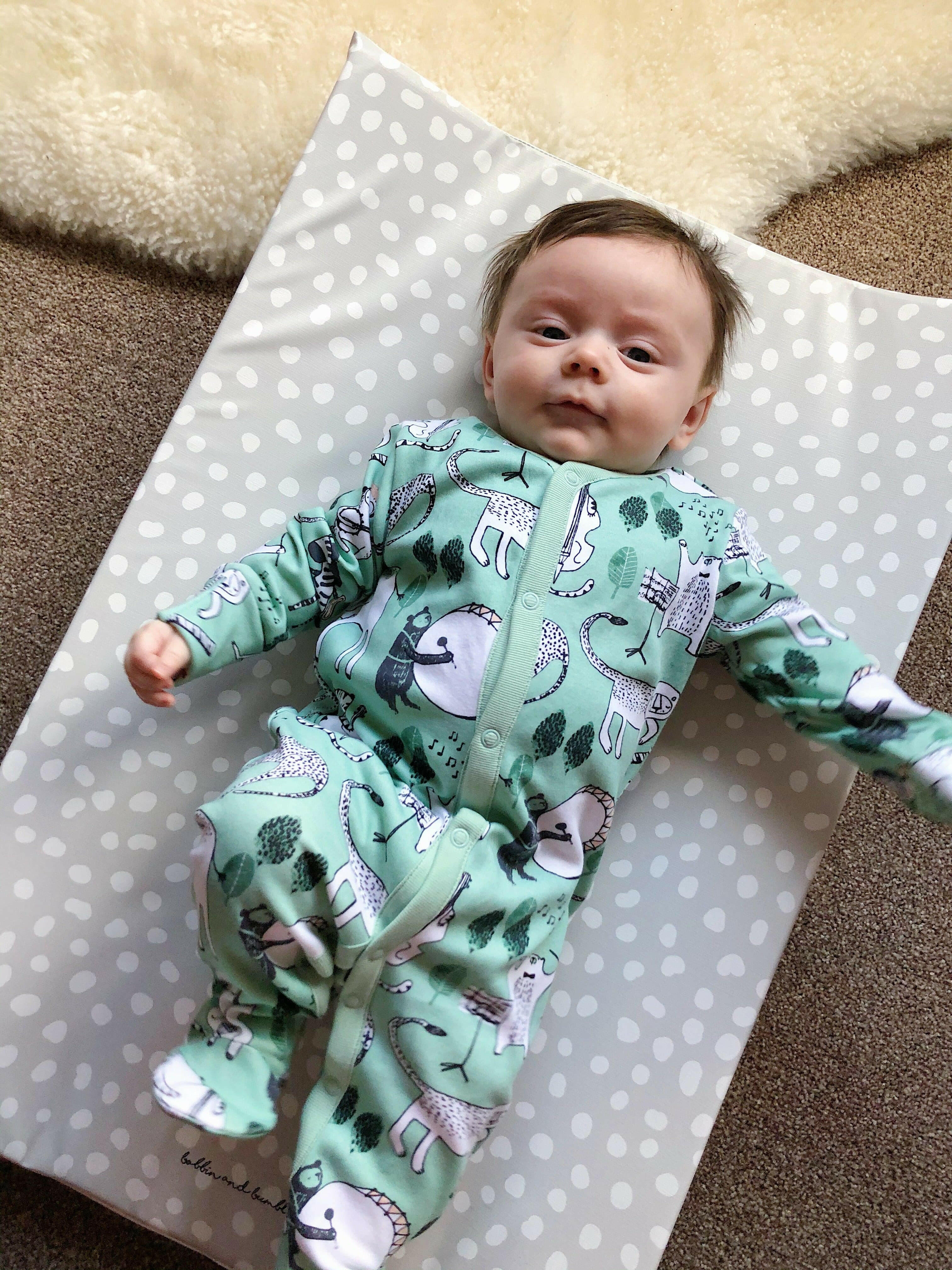 Non-Slip Anti Roll Wedge Changing Mat for Babies - Grey Spots Design | Perfect for Diaper Changes, Baby Care & Nursery Safety