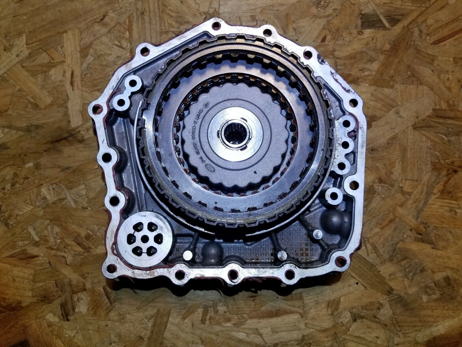 06-10 Hyundai Azera 3.8L Automatic Transmission Rear Cover OEM Replacement Part - Perfect for Transmission Repair & Maintenance
