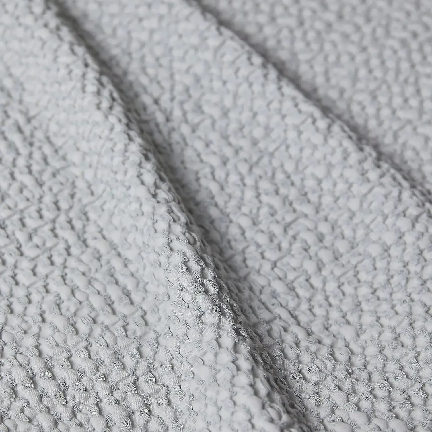 Santa Luzia Waffle Bedspread - Silver Grey | Soft & Breathable Bed Cover for All Seasons | Perfect for Bedroom, Guest Room & Dorm Decor