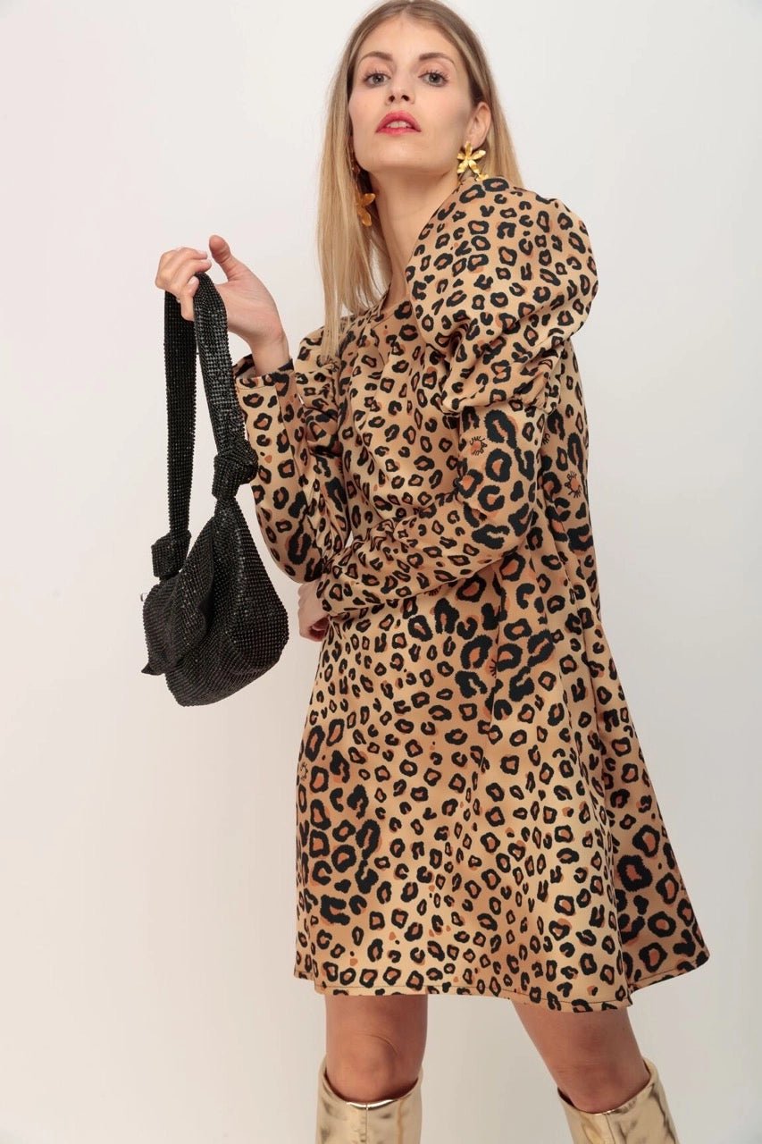 Lunar Leopard Print Robe - Elegant Feline-Inspired Women's Kimono for Lounge, Spa & Special Occasions