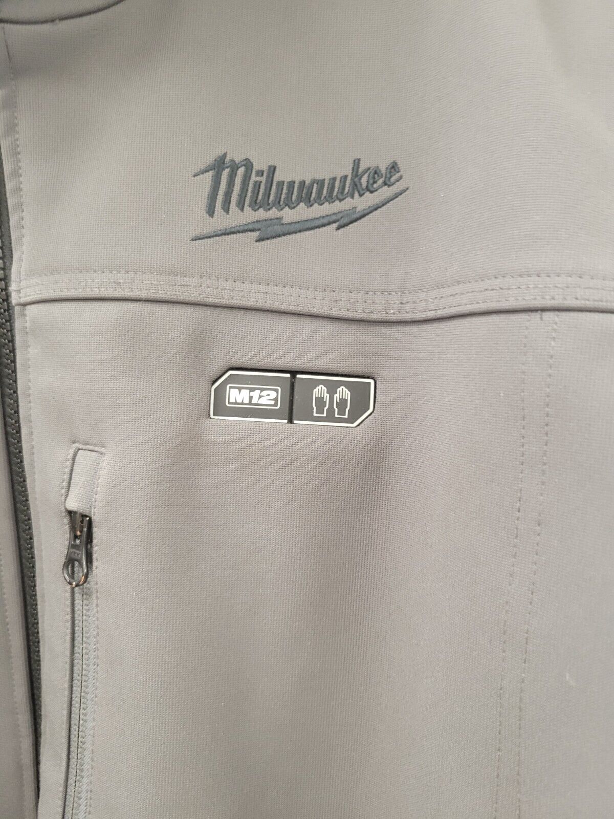 Milwaukee M12 Heated Tough Shell Jacket - Size Large - Battery-Powered Heated Jacket for Outdoor Work & Winter Activities - Ideal for Construction, Hunting & Cold Weather Wear