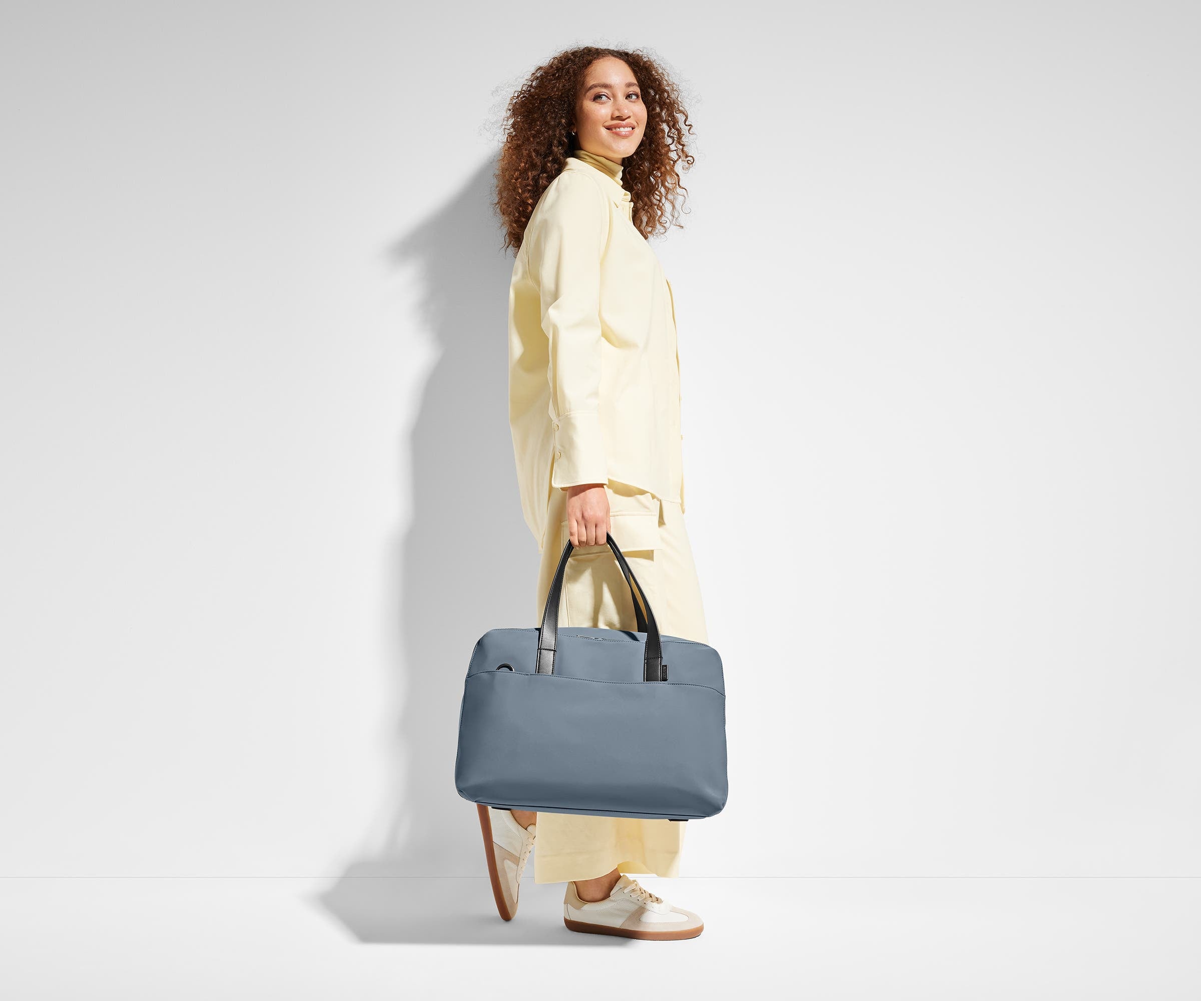 Premium Salt White Overnight Bag - Stylish & Durable Travel Duffel for Weekend Getaways, Gym, Business Trips & Carry-On Luggage