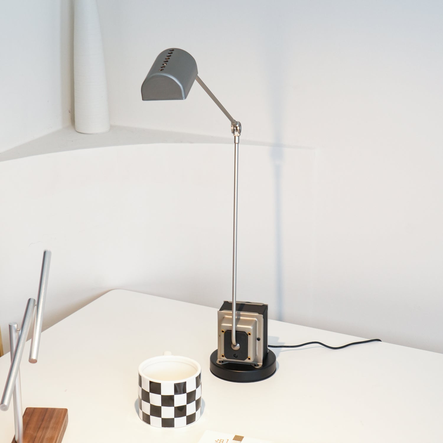Dynamo Table Lamp - Modern LED Desk Light with Adjustable Brightness, Perfect for Home Office, Study, and Bedroom Reading
