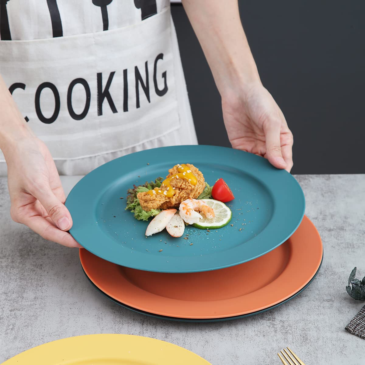 Kyraton 10-Inch Large Plastic Plates Set of 8 - Unbreakable, BPA-Free, Dishwasher & Microwave Safe, Lightweight Dinner Plates (Multi-Color) - Perfect for Parties, Picnics, Camping & Everyday Dining