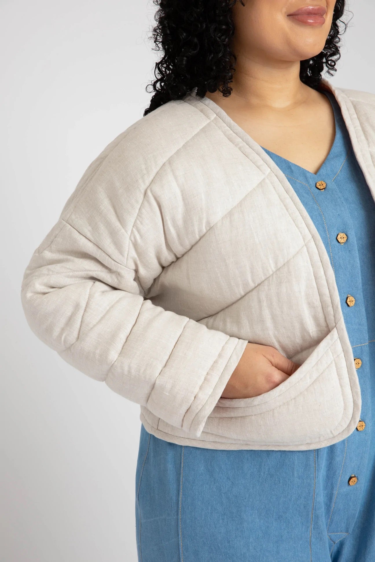 Megan Nielsen Hovea Curve Jacket & Coat Sewing Pattern - Size 14 (US 30) - DIY Women's Outerwear for Fall & Winter Fashion