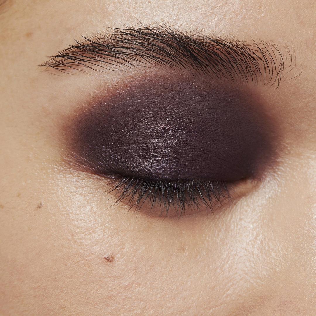 Shadowboxer Eye Crayon - Smudge-Proof Long Lasting Eyeliner Pencil for Waterline & Tightlining - Vegan & Cruelty-Free Makeup for Dramatic Eye Looks (Perfect for Night Out & Special Occasions)