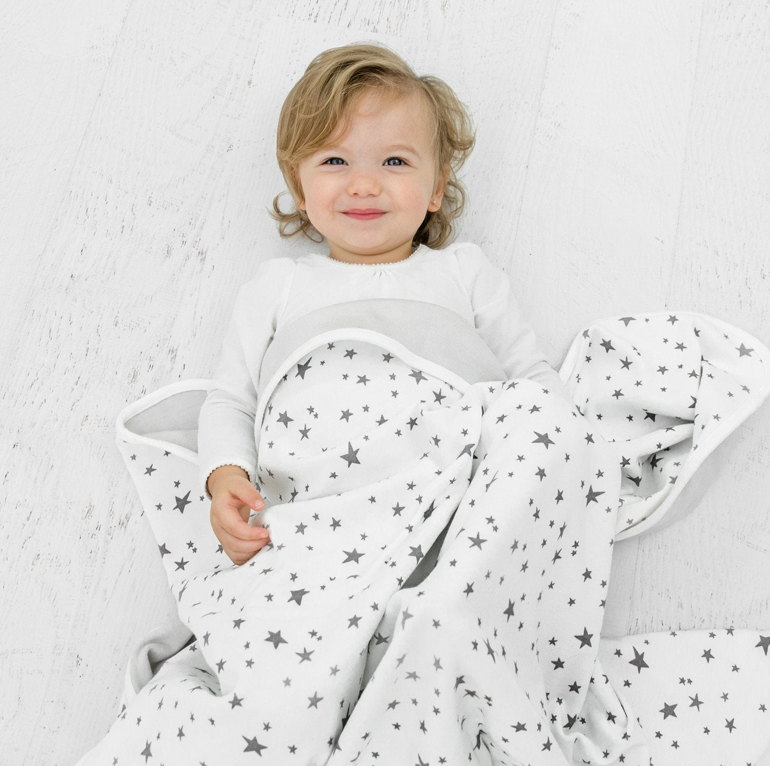 Premium 4-Season Toddler Blanket - Soft Merino Wool & Organic Cotton Blend - 52.5