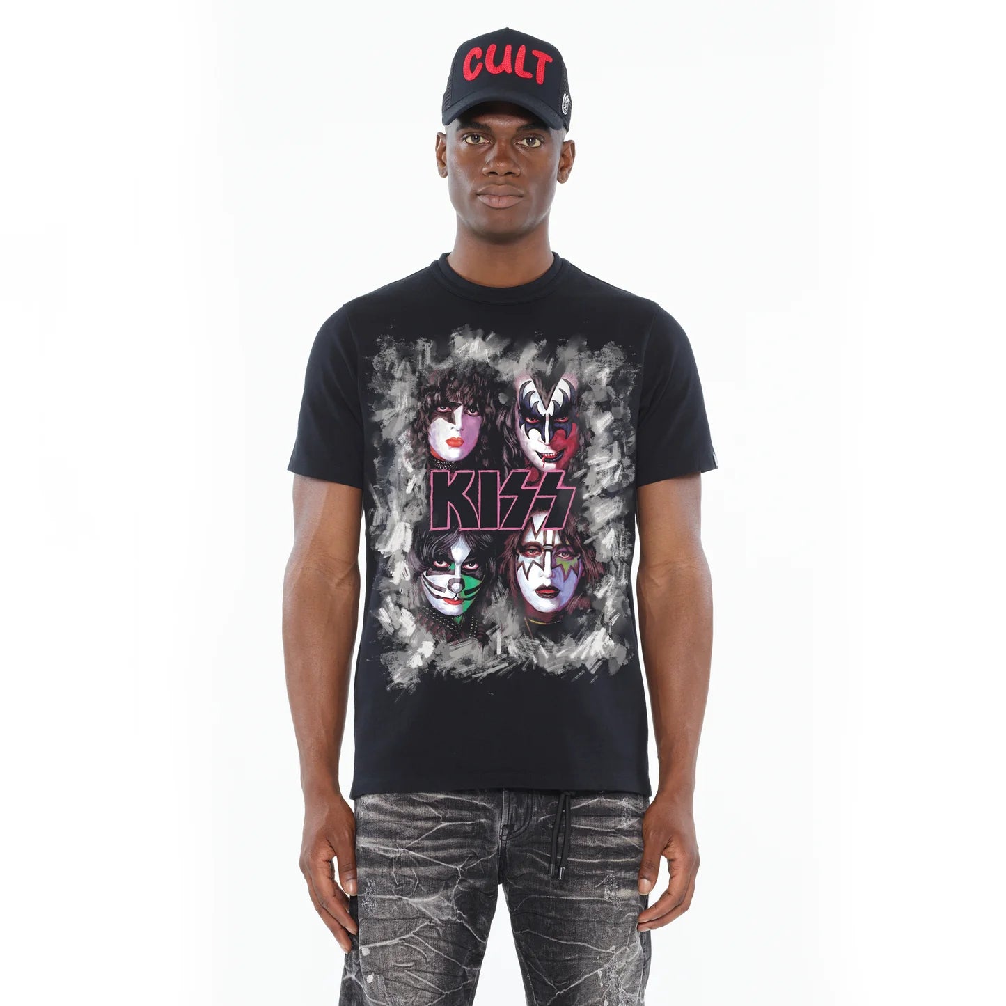 CULT OF INDIVIDUALITY Kiss Painted Graphic T-Shirt - Vintage Style Unisex Cotton Tee for Casual Wear & Street Fashion