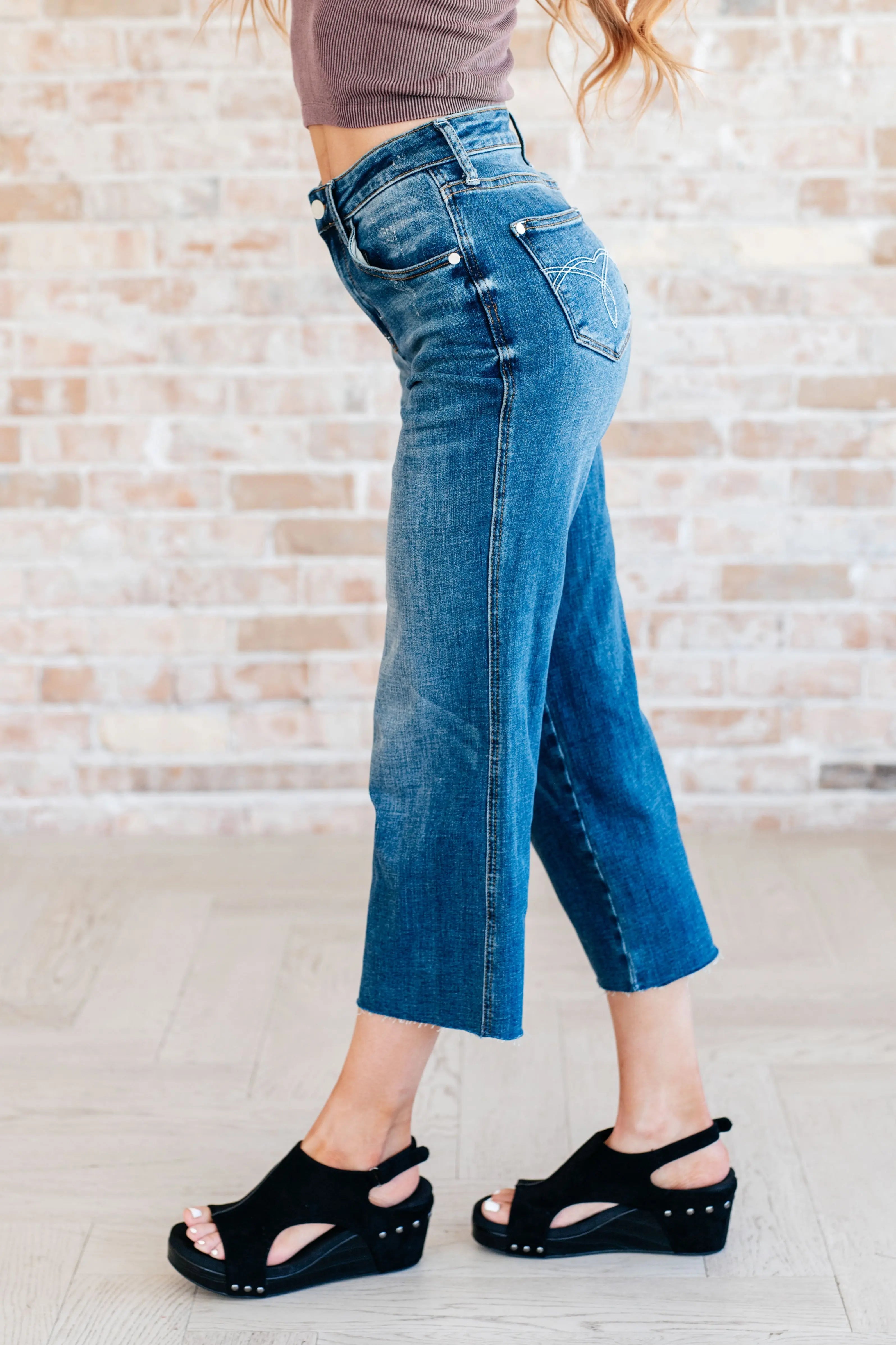 Hayes High Rise Wide Leg Crop Jeans for Women - Comfortable Stretch Denim Pants for Casual Outfits, Workwear & Street Style Fashion