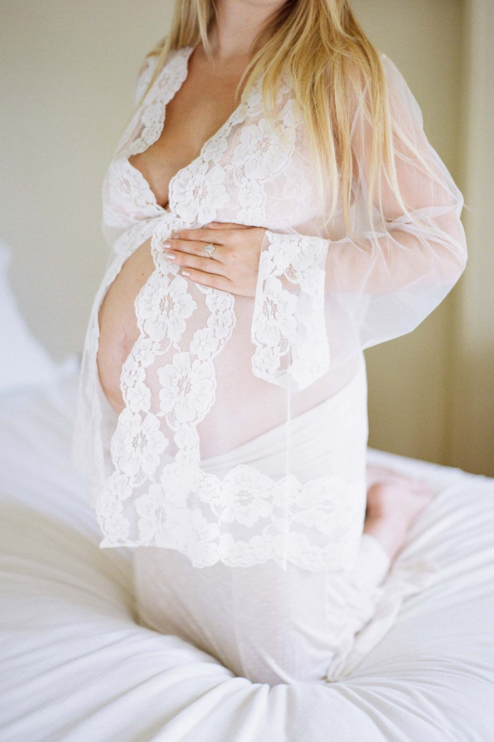 Elsa Tulle & French Off-White Lace Robe Kimono - Elegant Bridal Cover-Up, Wedding Party Dressing Gown, Boho Chic Loungewear for Bridesmaids & Photoshoots