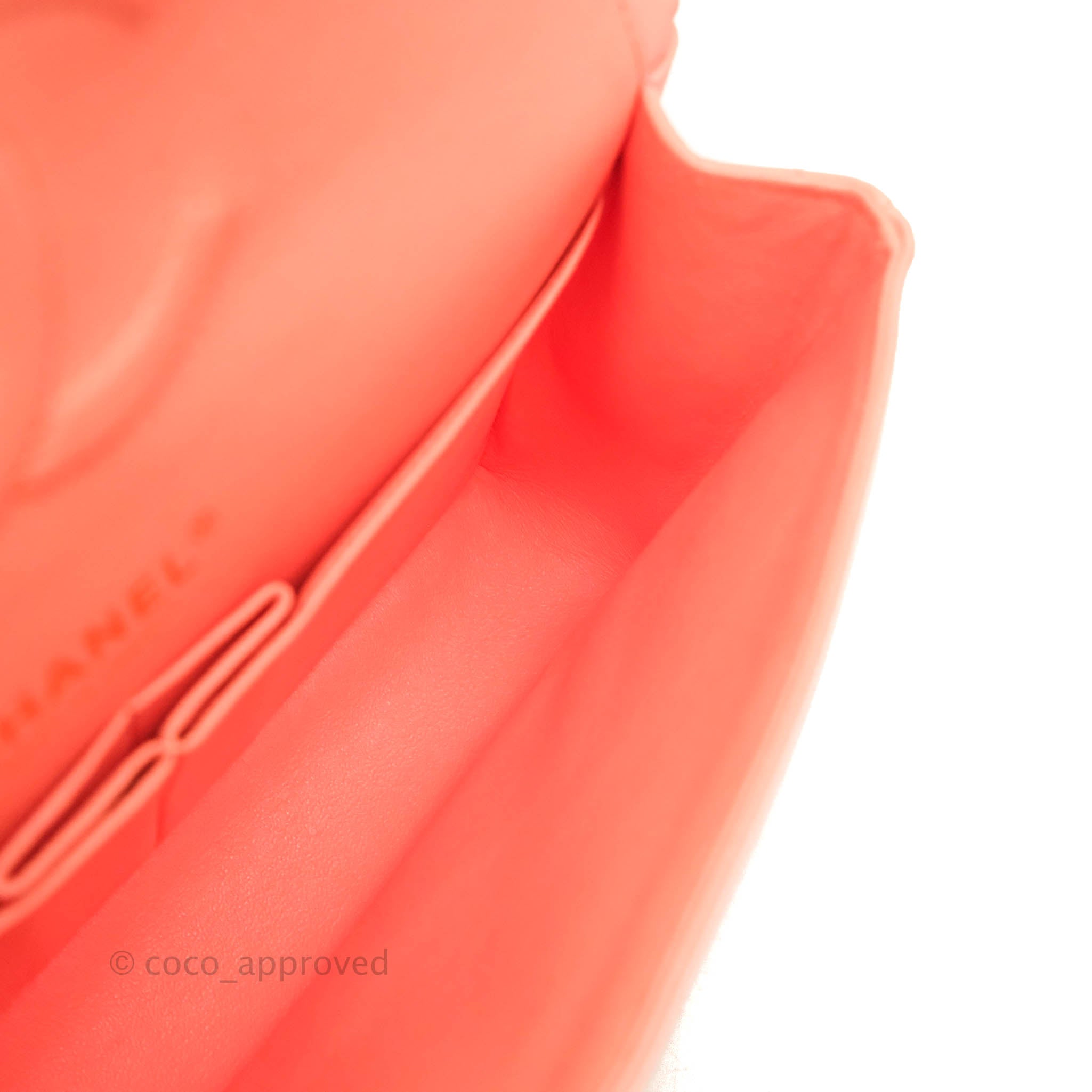 Chanel Classic M/L Medium Chevron Double Flap Bag in Coral Pink Lambskin with Aged Gold Hardware - Luxury Shoulder Bag for Women, Perfect for Parties, Weddings & Special Occasions