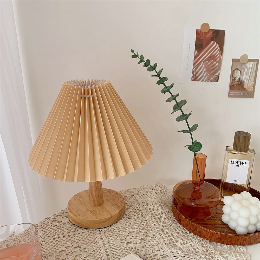 Elegant Pleated Table Lamp - Modern Home Decor for Bedroom, Living Room & Office - Soft Lighting for Reading & Relaxation