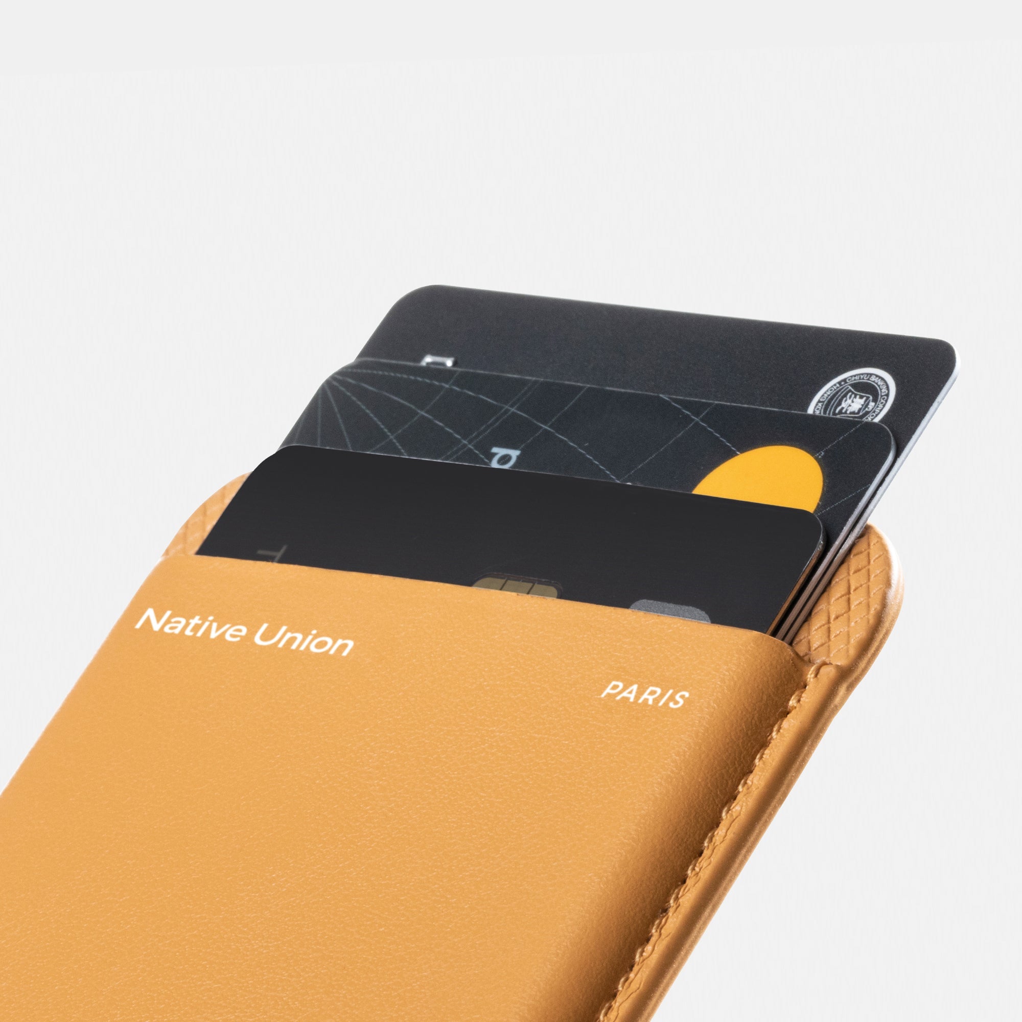 Classic Magnetic Wallet for Men & Women - Slim RFID Blocking Leather Bifold Wallet with Money Clip - Perfect for Travel, Business & Everyday Use