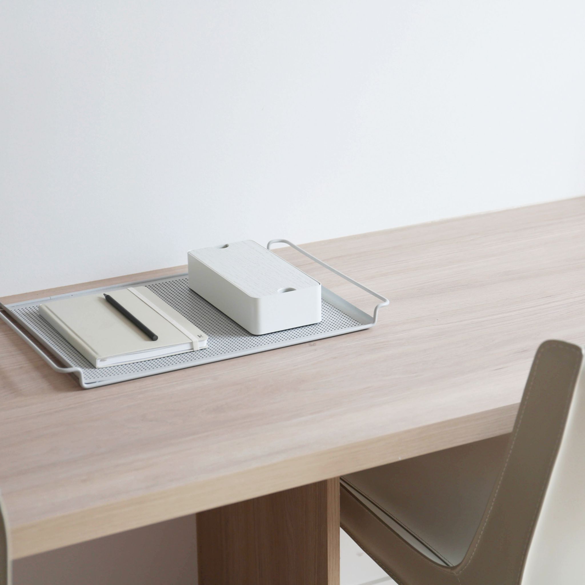 DESIGNSTUFF White Storage Box With Adjustable Dividers - Perfect for Home Organization, Office Supplies & Craft Storage