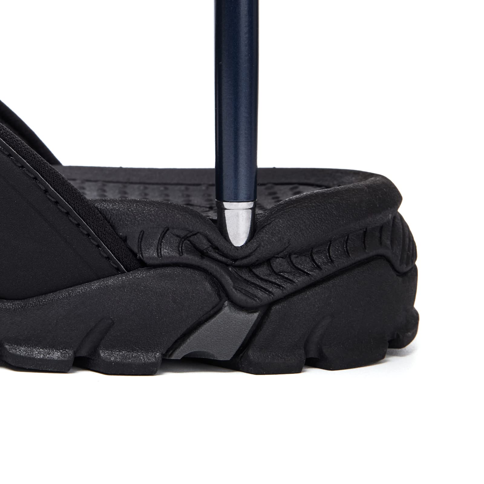 **Men's Comfortable Flip Flops with Arch Support - Water Resistant Beach Sandals & Shower Shoes for Pool, Travel, and Relaxation**