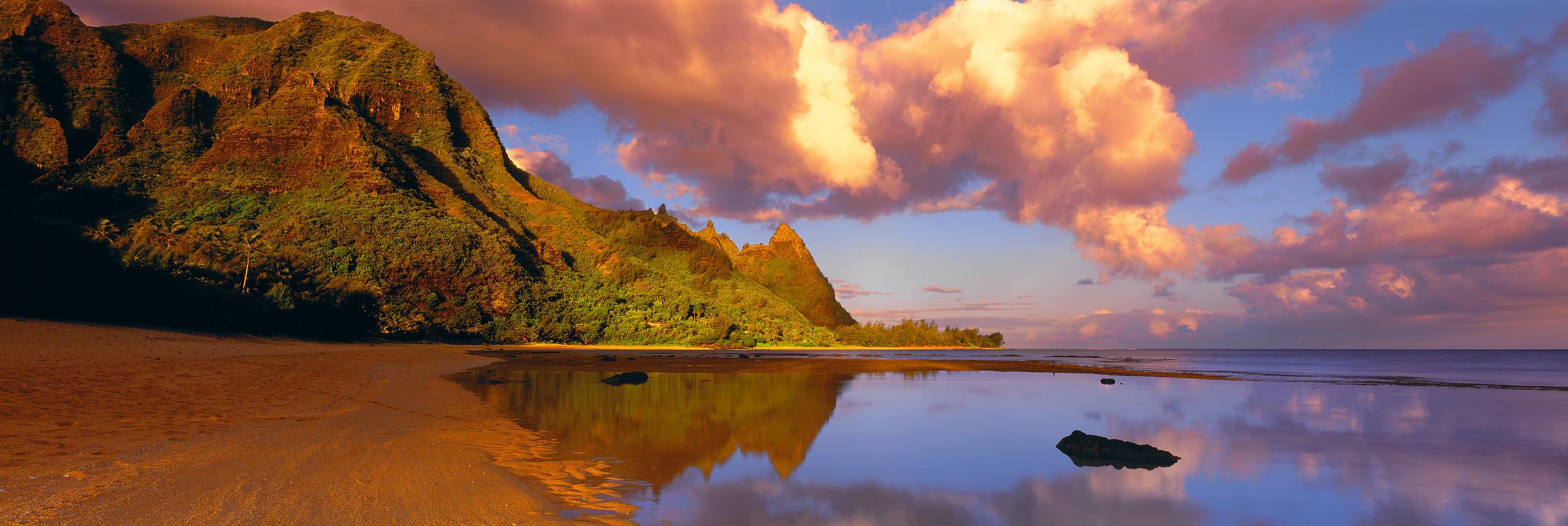 Na Pali Reflections - Stunning Hawaiian Landscape Wall Art for Home & Office Decor | Perfect for Living Room, Bedroom, or Gift