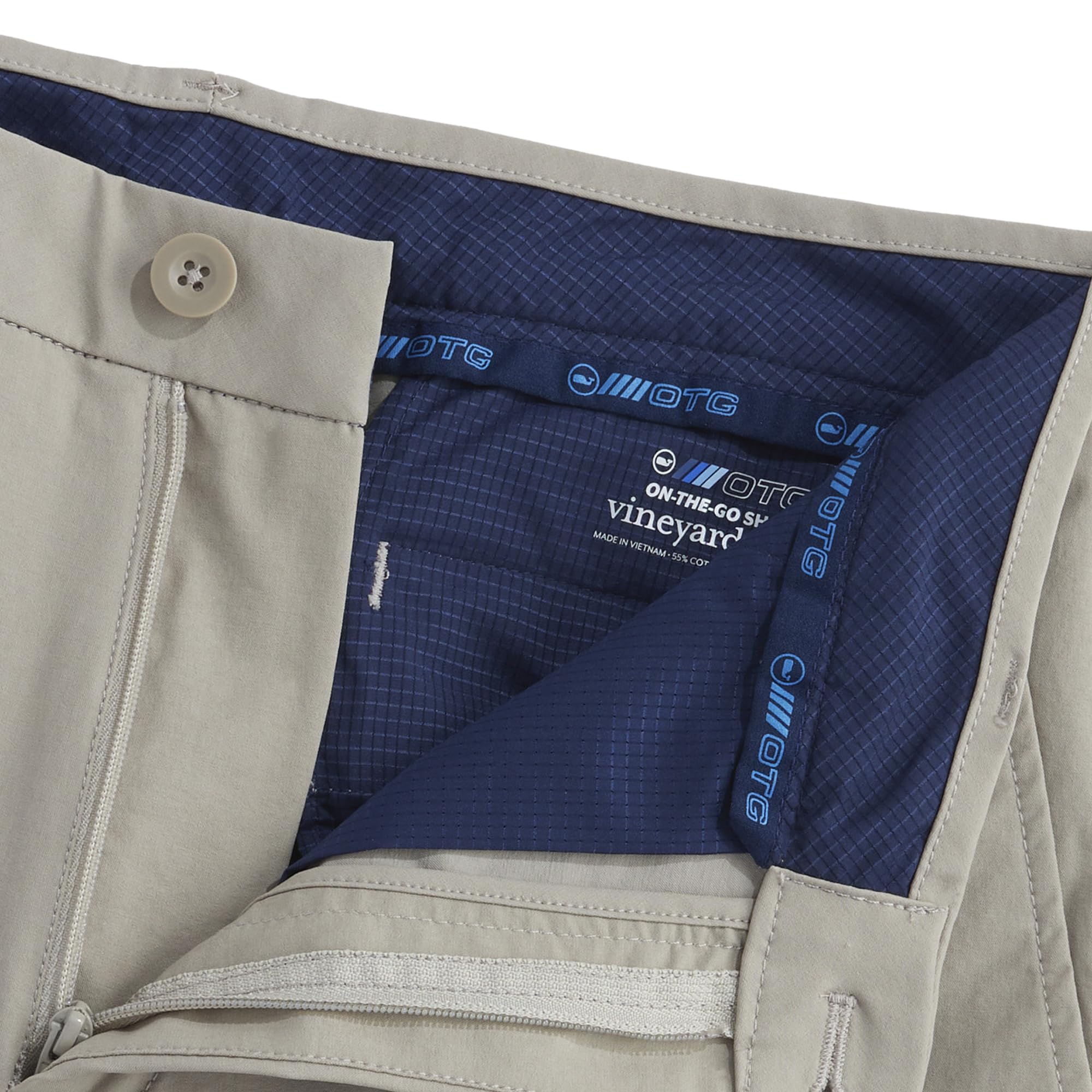 Vineyard Vines Men's 7 Inch On-the-Go Shorts - Lightweight Quick-Dry Casual Swim & Lounge Shorts for Summer, Beach, Travel & Outdoor Activities