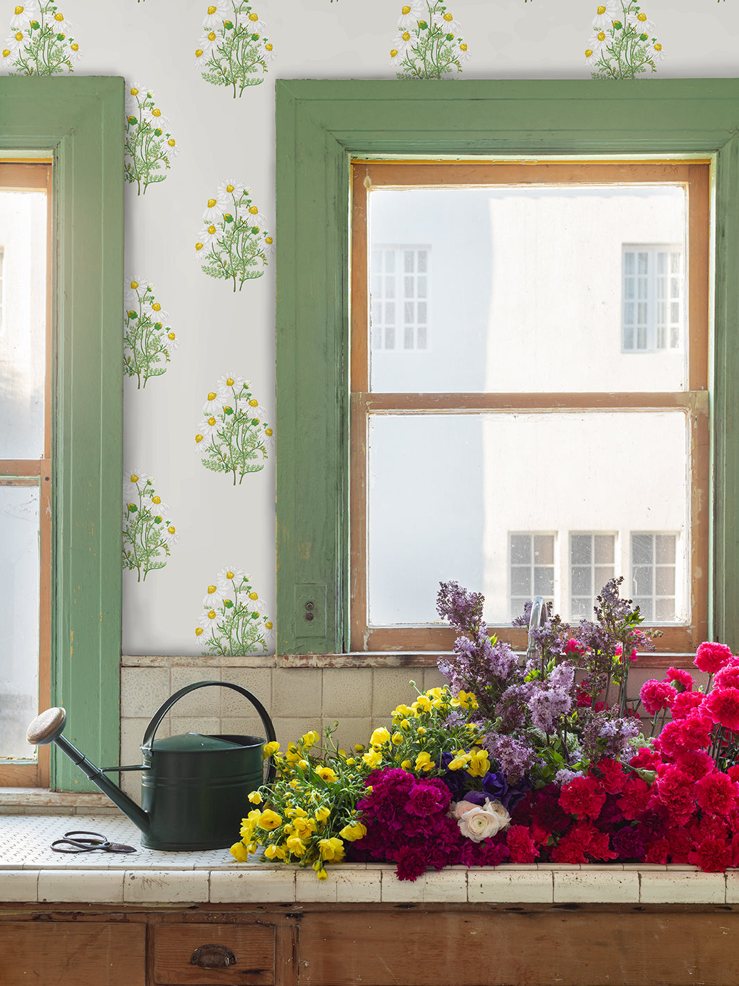 Sarah Jessica Parker Fleur De Camomille Wallpaper - Elegant Parchment Design for Living Room & Bedroom Decor