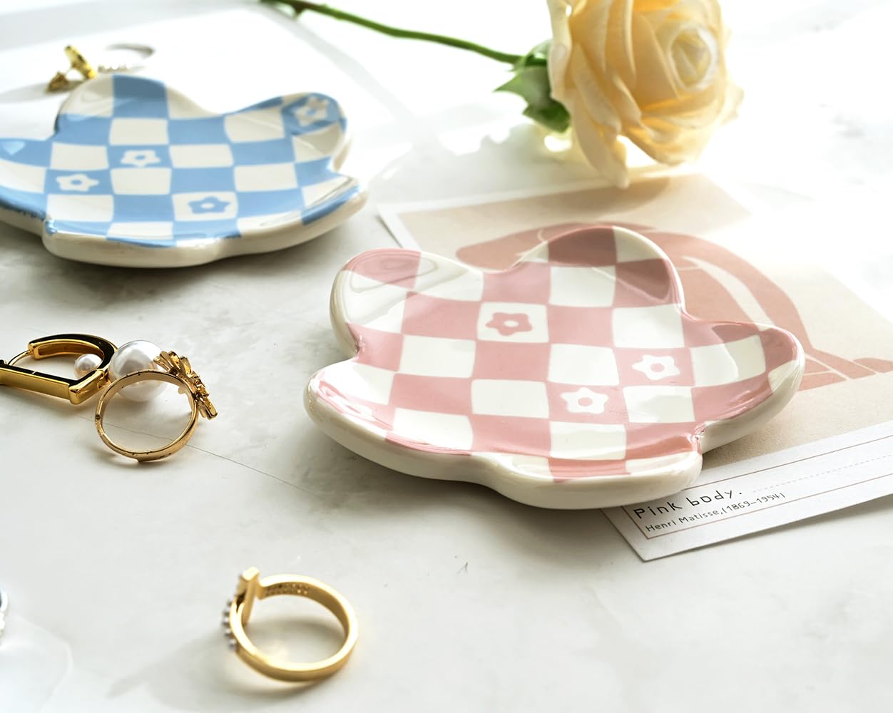 Trendy Pink Aesthetic Room Decor for Teen Girls - Checkered Jewelry Tray, Bedroom Decor Gift Set for Birthday & Dorm Room Organization | Perfect for Vanity, Dresser & Nightstand Display
