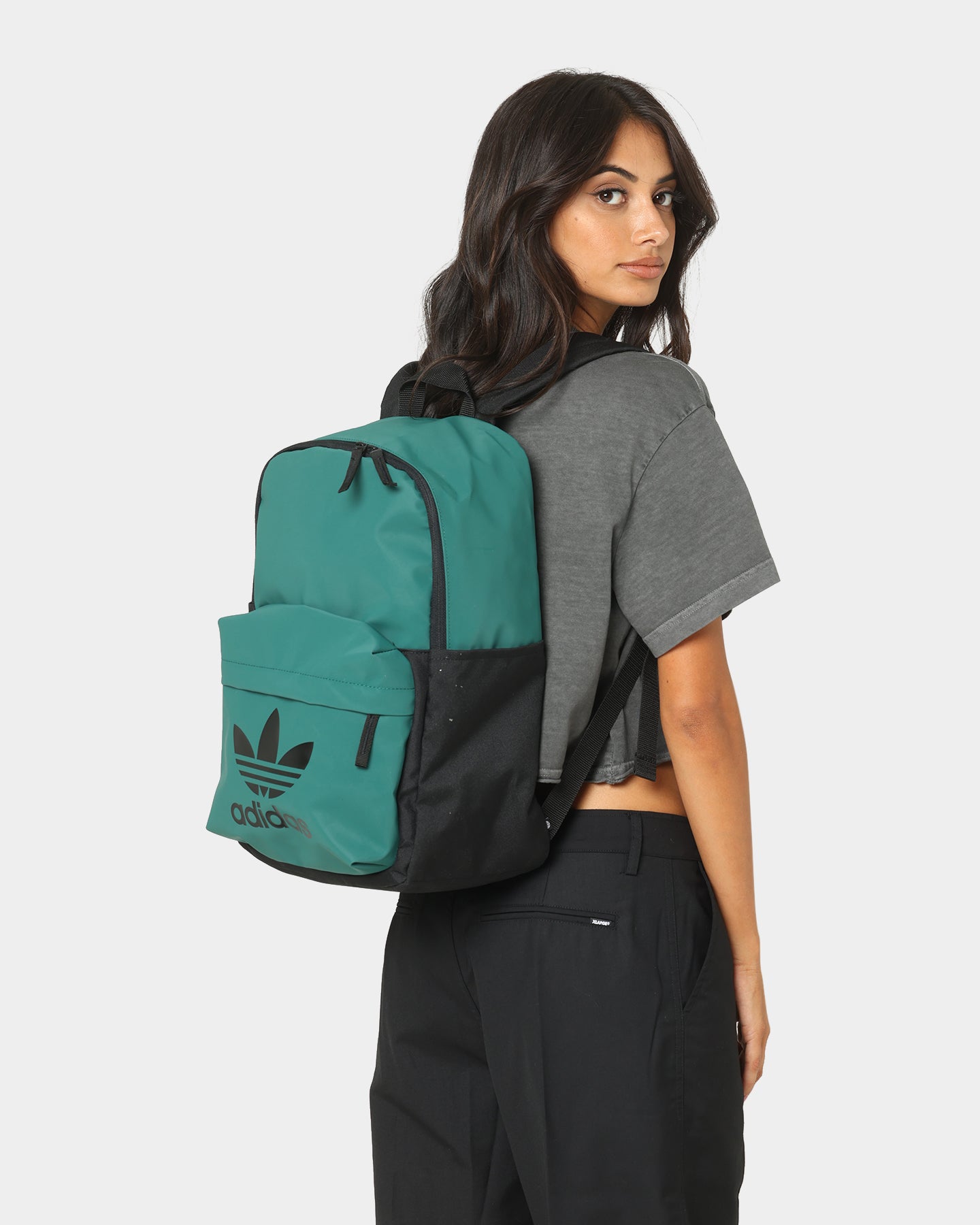Adidas Adicolor Archive Backpack - Green School Backpack for Men & Women, Durable Laptop Bag for College, Travel & Work
