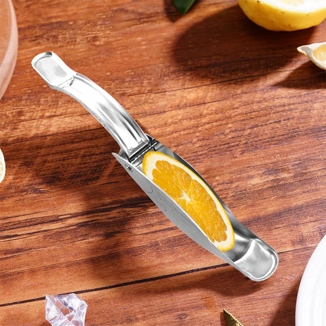 2-Pack Fish Shaped Lemon Juicer - Manual Citrus Press for Oranges, Lemons, Limes & Pomegranates - Portable Hand Squeezer for Kitchen, Bar, Camping & Outdoor Use
