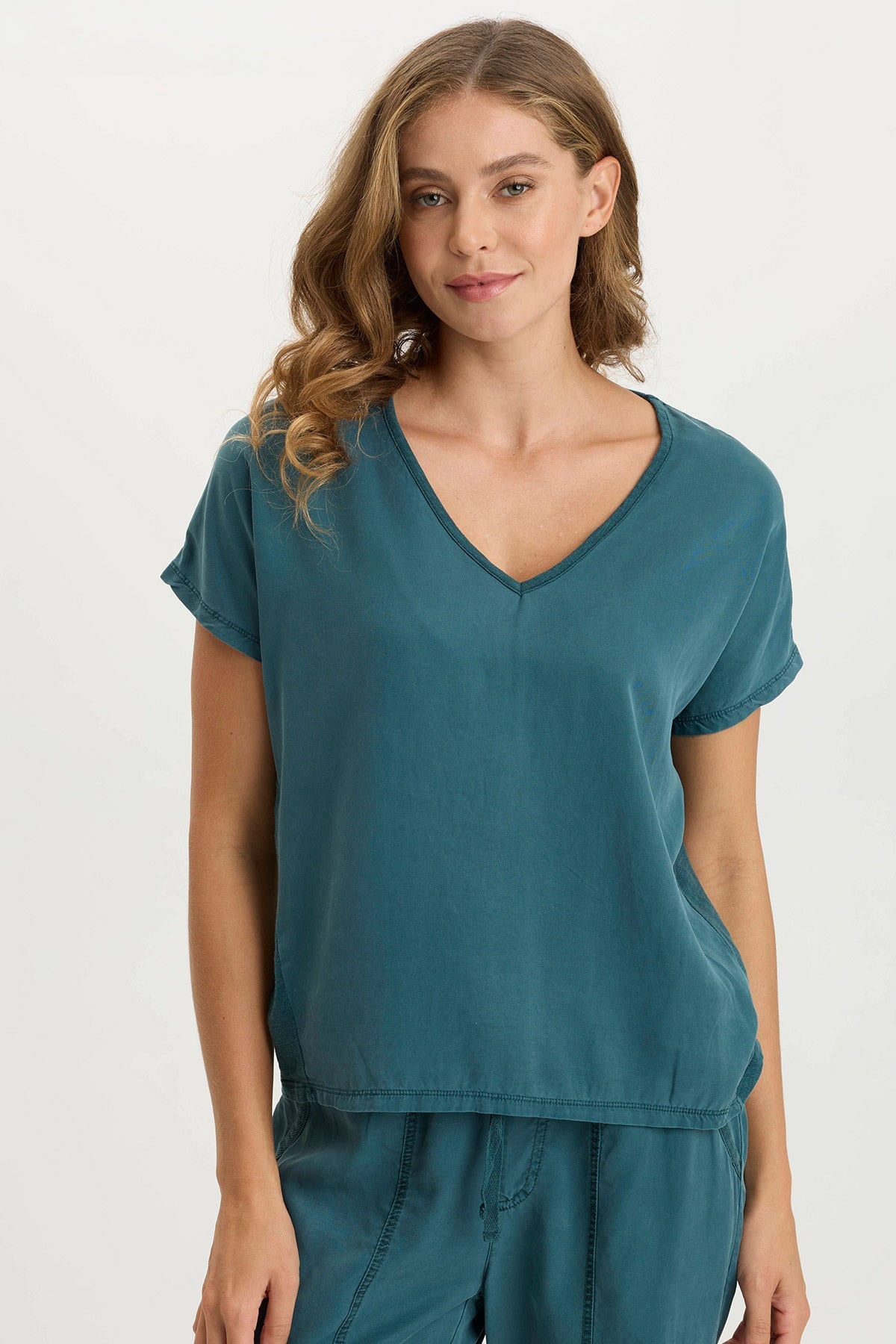 Ulysses Twill & Jersey Oversized V-Neck Top for Women - Comfortable Casual & Layering Shirt for Everyday Wear