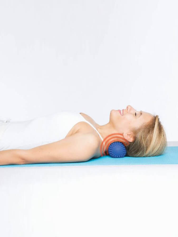 Dr. Cohen's AcuBall - Heatable Massage Ball for Muscle Relief & Pain Therapy - Perfect for Back, Neck, Shoulder & Foot Massage at Home, Office or Gym