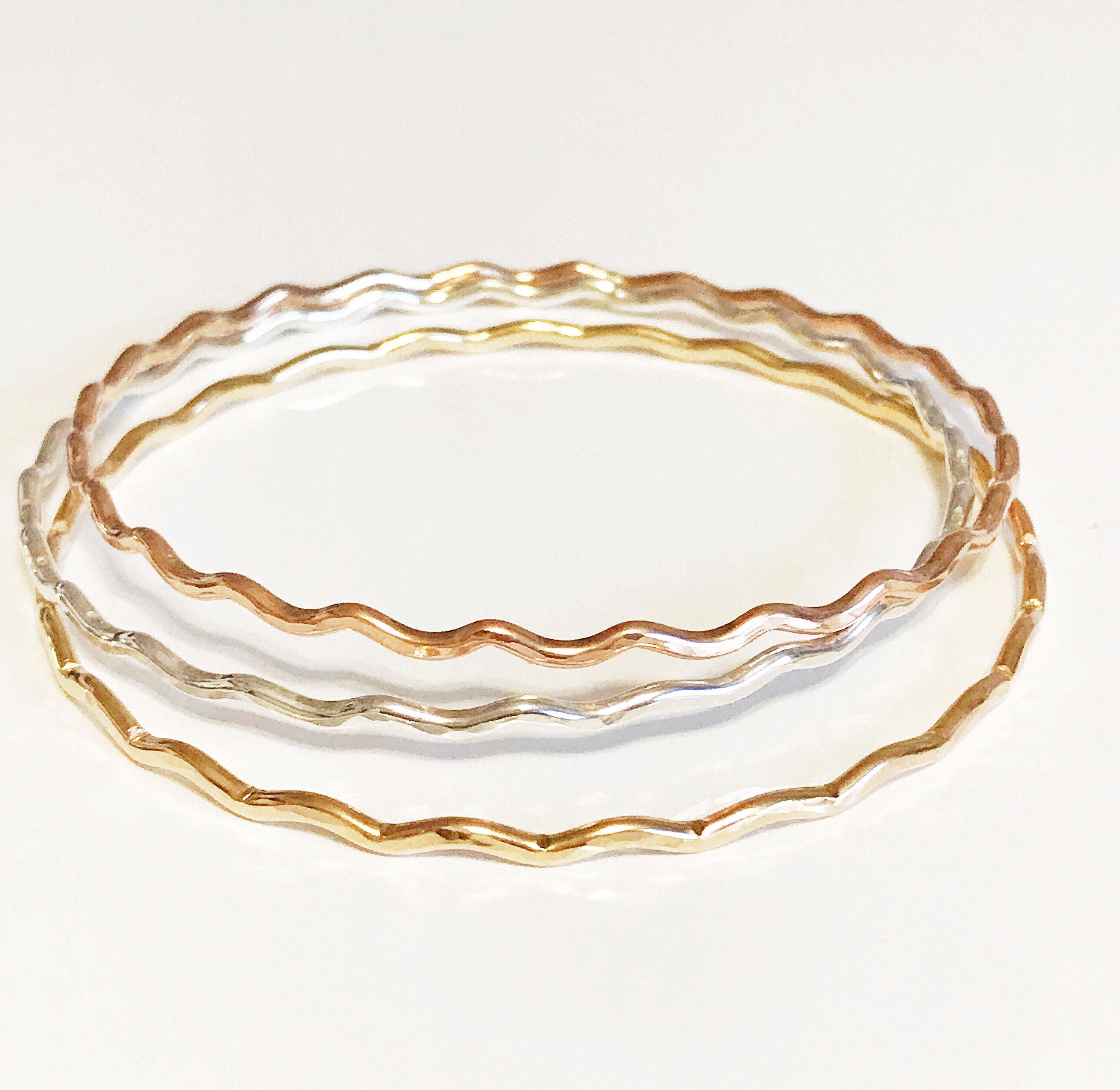 UNAHI Mixed Metal Bangles Set (B334) - Stylish Stackable Bracelets for Women, Perfect for Casual Wear, Parties & Gifts