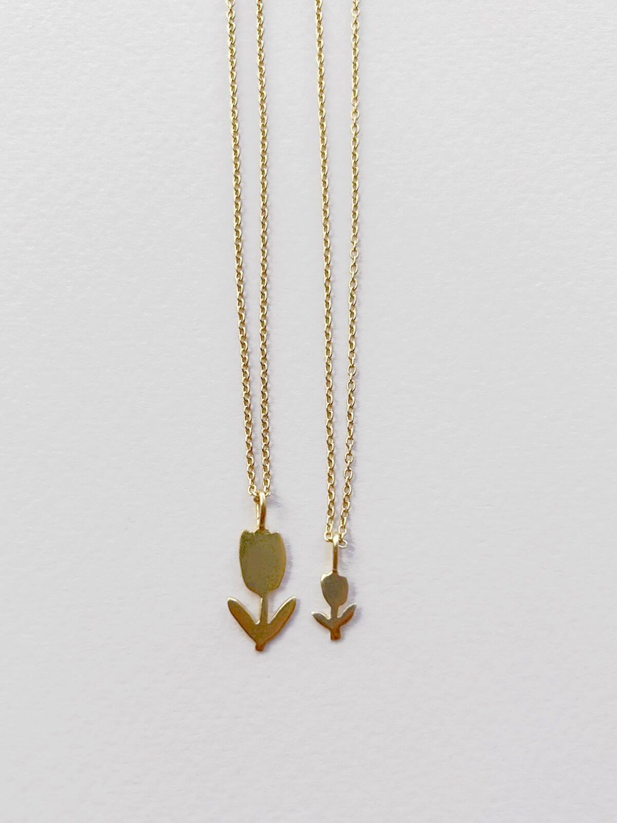 14K Gold Tulip Pendant Necklace for Women - Elegant Floral Jewelry Gift for Birthday, Anniversary & Valentine's Day - Perfect for Everyday Wear & Special Occasions