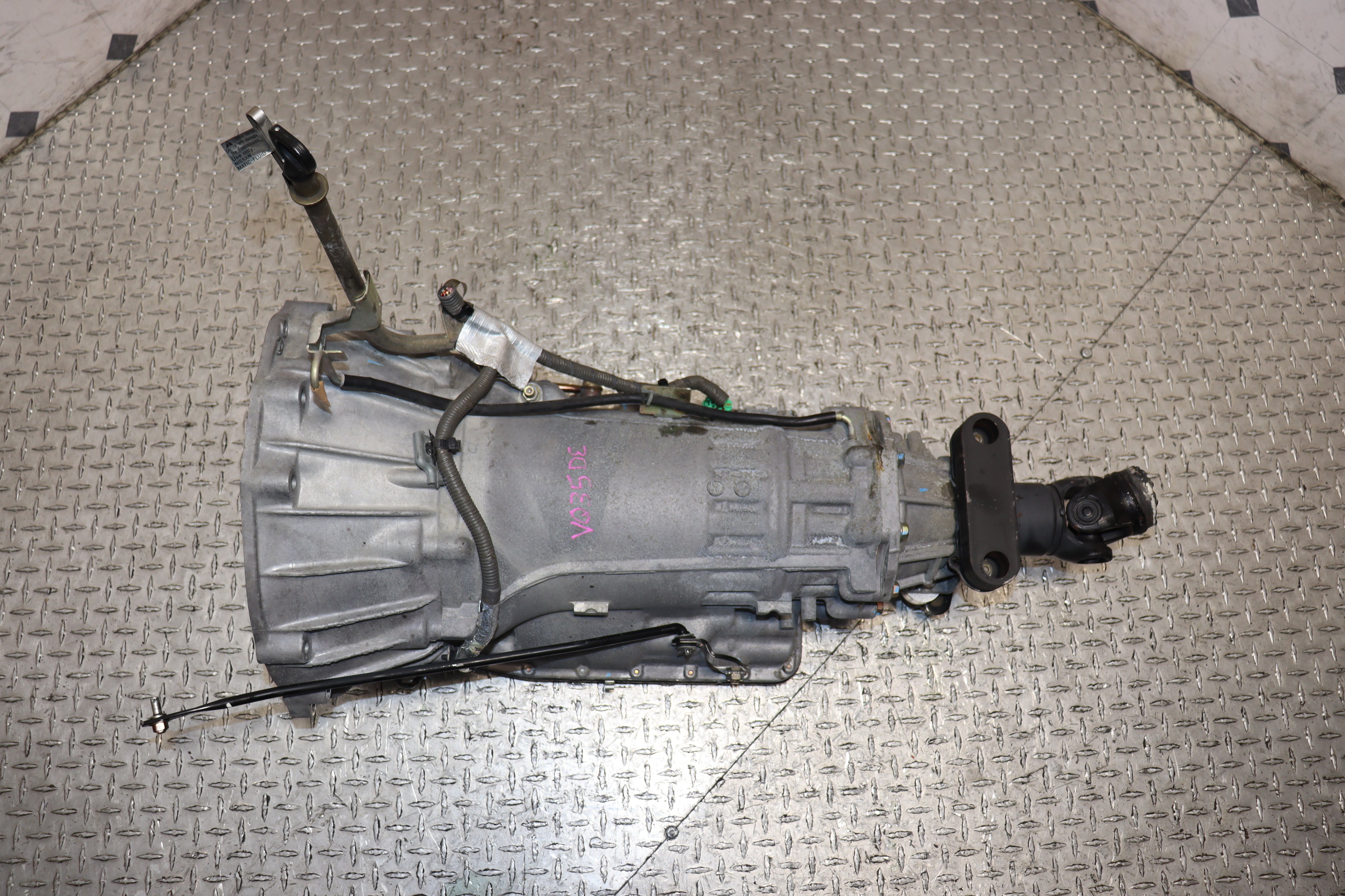 JDM VQ35DE Automatic Transmission RWD for 2003-2005 Nissan 350Z & Infiniti G35 (1 Plug) - Performance Upgrade & Replacement Part for Drifting & Street Racing