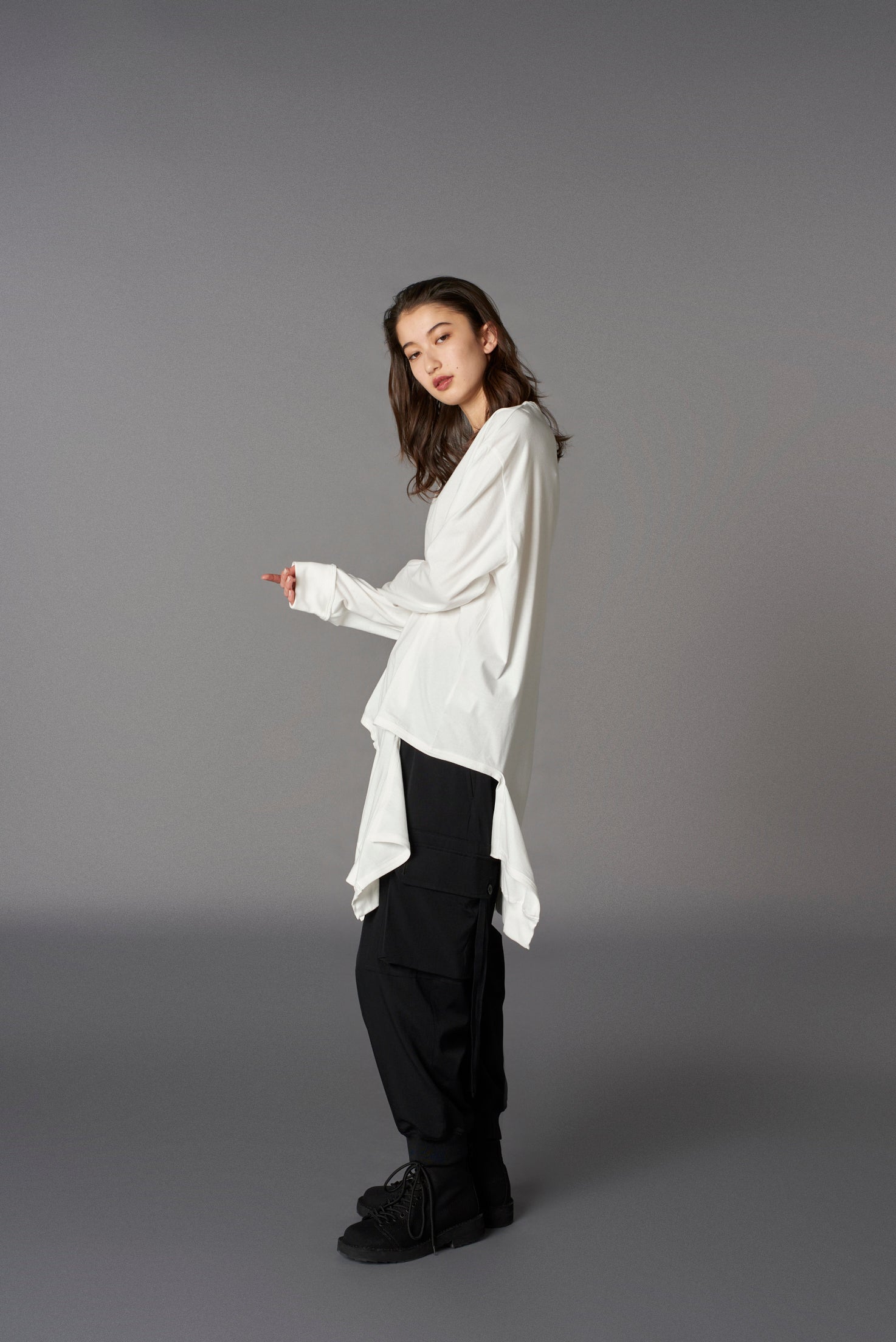 Soft Cotton Jersey Slash Piping T-Shirt for Men & Women | Comfortable Casual Wear for Everyday Outfits & Street Style