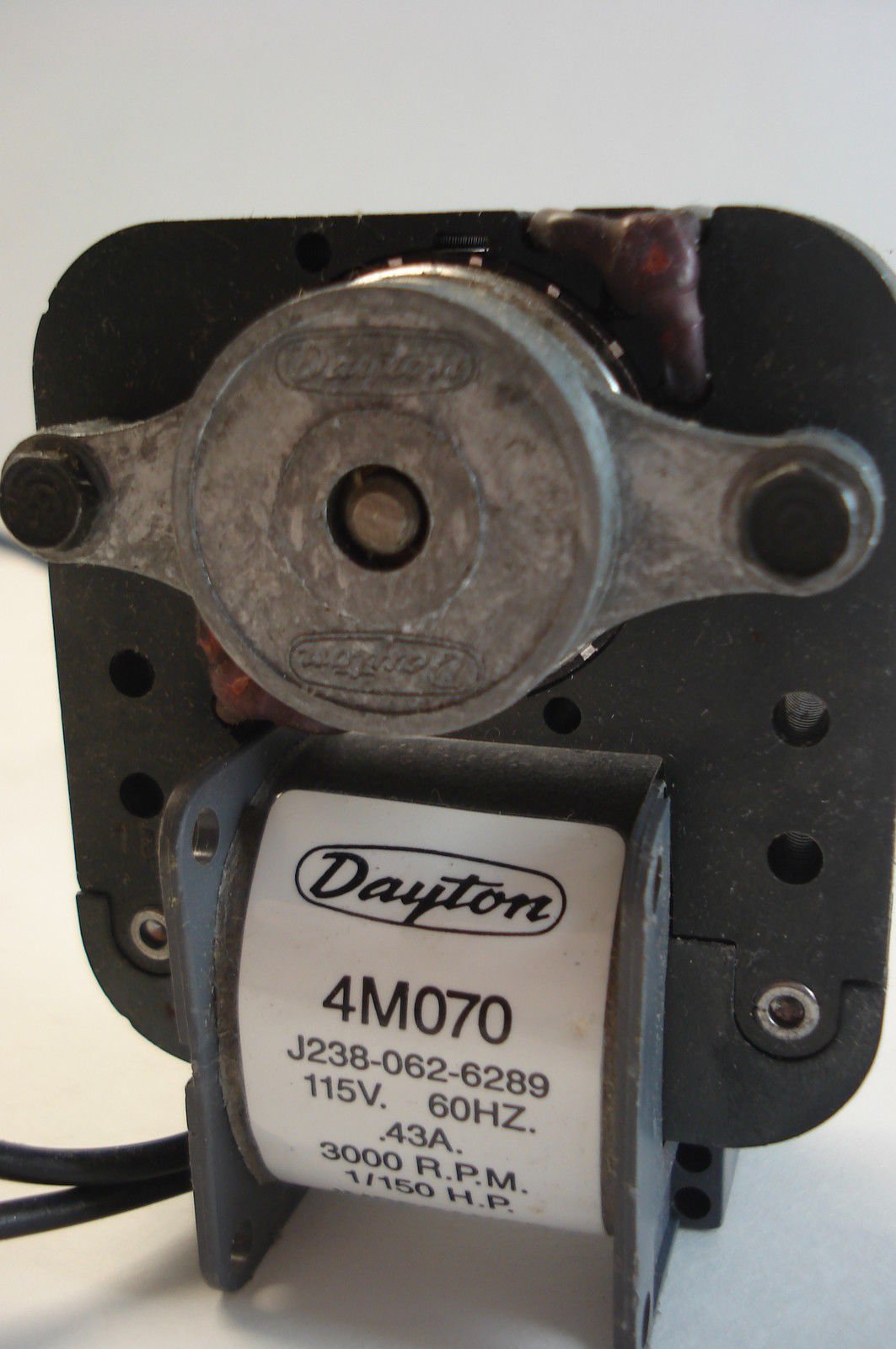 New Dayton 4M070 HVAC Fan and Blower Motor - High Performance Replacement for Furnace, AC Units & Ventilation Systems - Perfect for Home, Office & Industrial Use