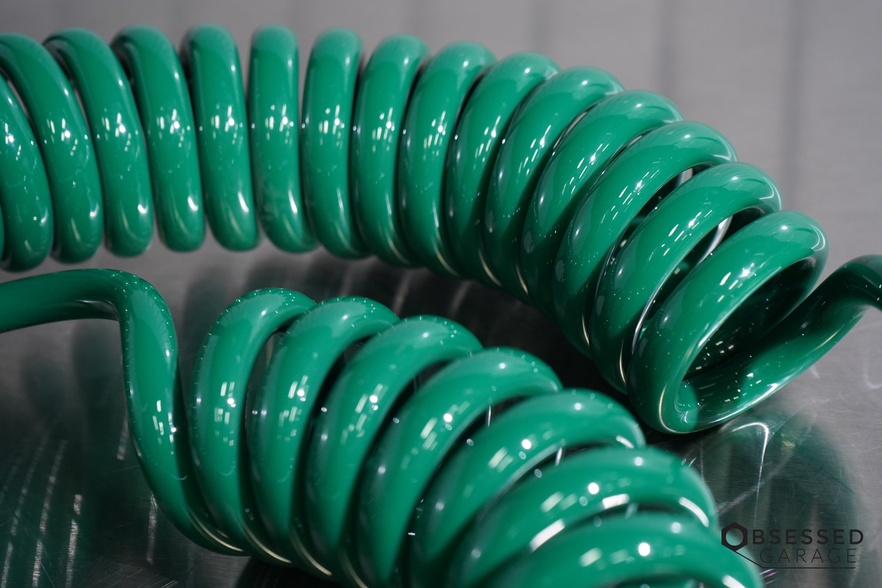 Prevost Spiral Hose with Fixed & Rotating 1/4