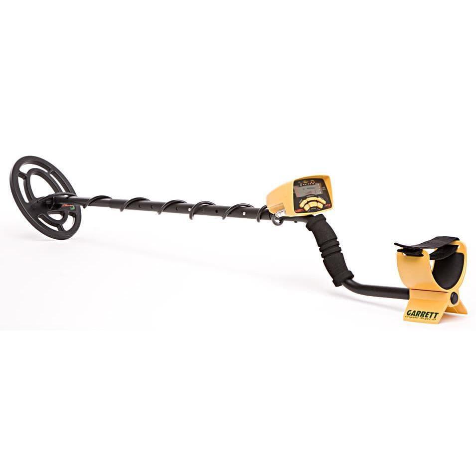 Garrett ACE 250 Metal Detector for Adults & Kids - Professional Waterproof Metal Detecting Equipment with LCD Display for Treasure Hunting, Beach, Park & Gold Prospecting