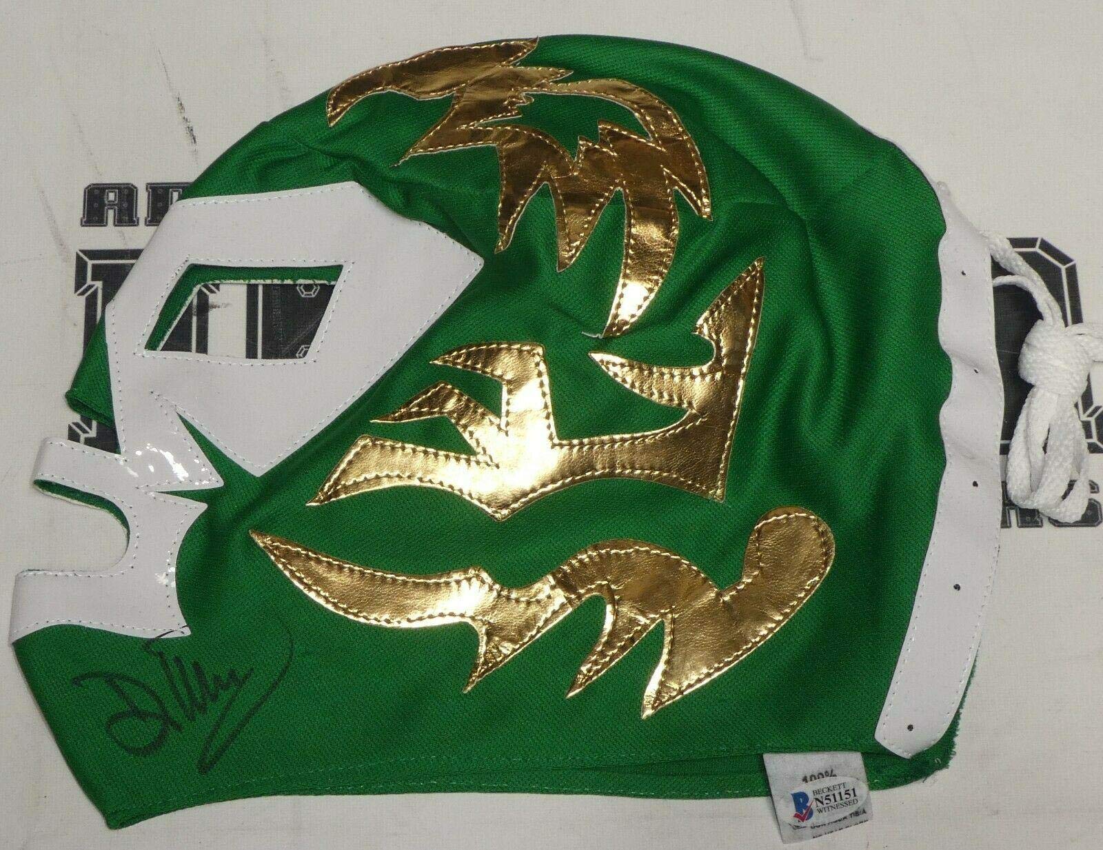 Authentic Topps Dr. Wagner Jr Signed Lucha Libre Mask - AAA CMLL New Japan Pro Wrestling Collectible - Autographed Wrestling Memorabilia for Fans & Collectors - Perfect for Display, Gifts & Wrestling Enthusiasts