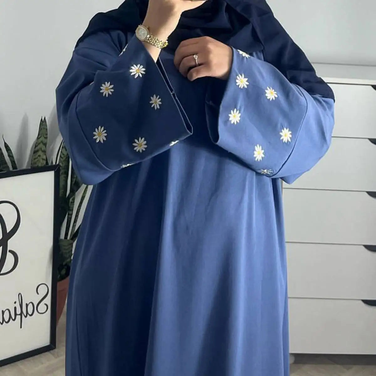 Elegant Daisy Embroidery Nida Abaya Dress - Muslim Women's Islamic Prayer Dress for Eid, Ramadan & Special Occasions