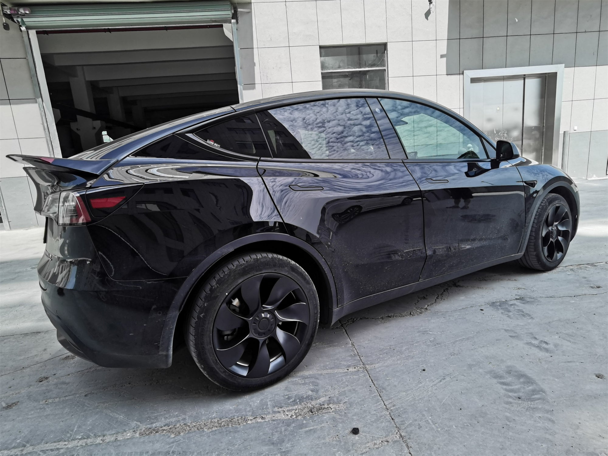 Tesla Model Y 19-Inch Überturbine Wheel Covers - Left & Right Symmetric Matte Black Caps for Enhanced Style & Protection | Perfect for Road Trips & Daily Commutes