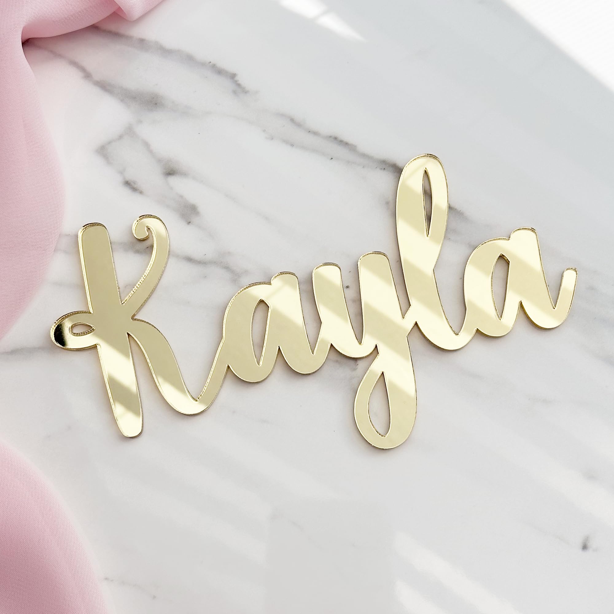 Custom Acrylic Cake Name Sign - Personalized Cake Plaque for Birthday, Baby Shower & Wedding - Cake Letters & Decoration - Perfect for Dessert Table Displays & Party Decor
