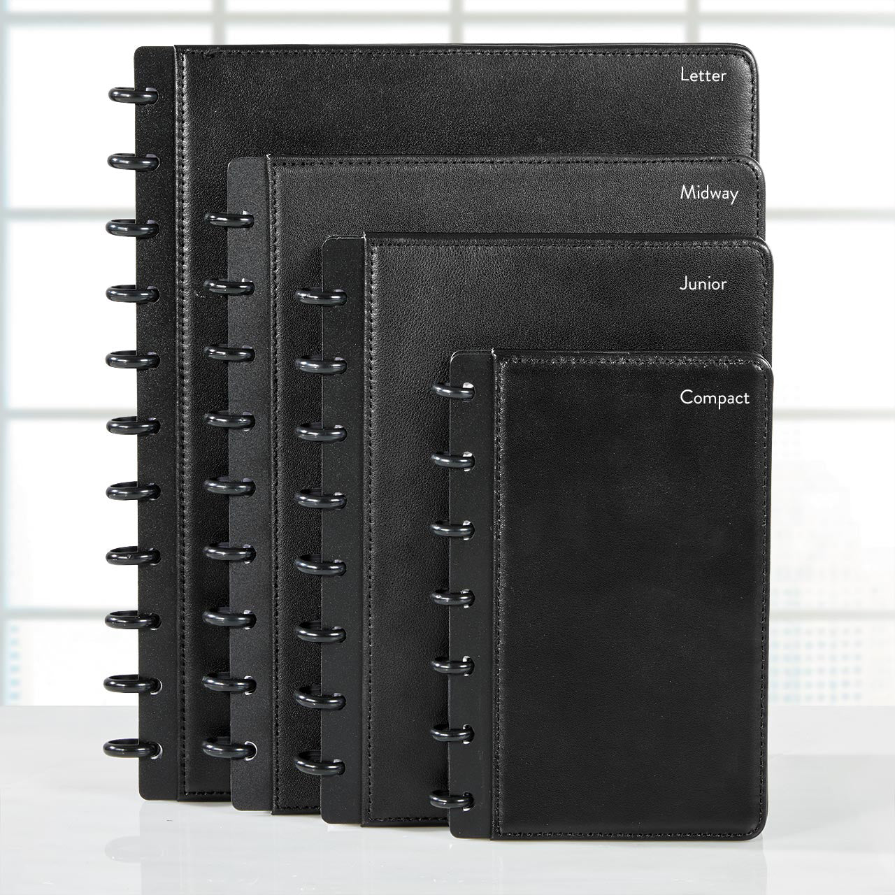 Levenger Master Class Writing a Novel Circa Notebook - Premium Leather Journal for Writers, Novelists & Storytellers - Perfect for Creative Writing, Journaling & Note-Taking