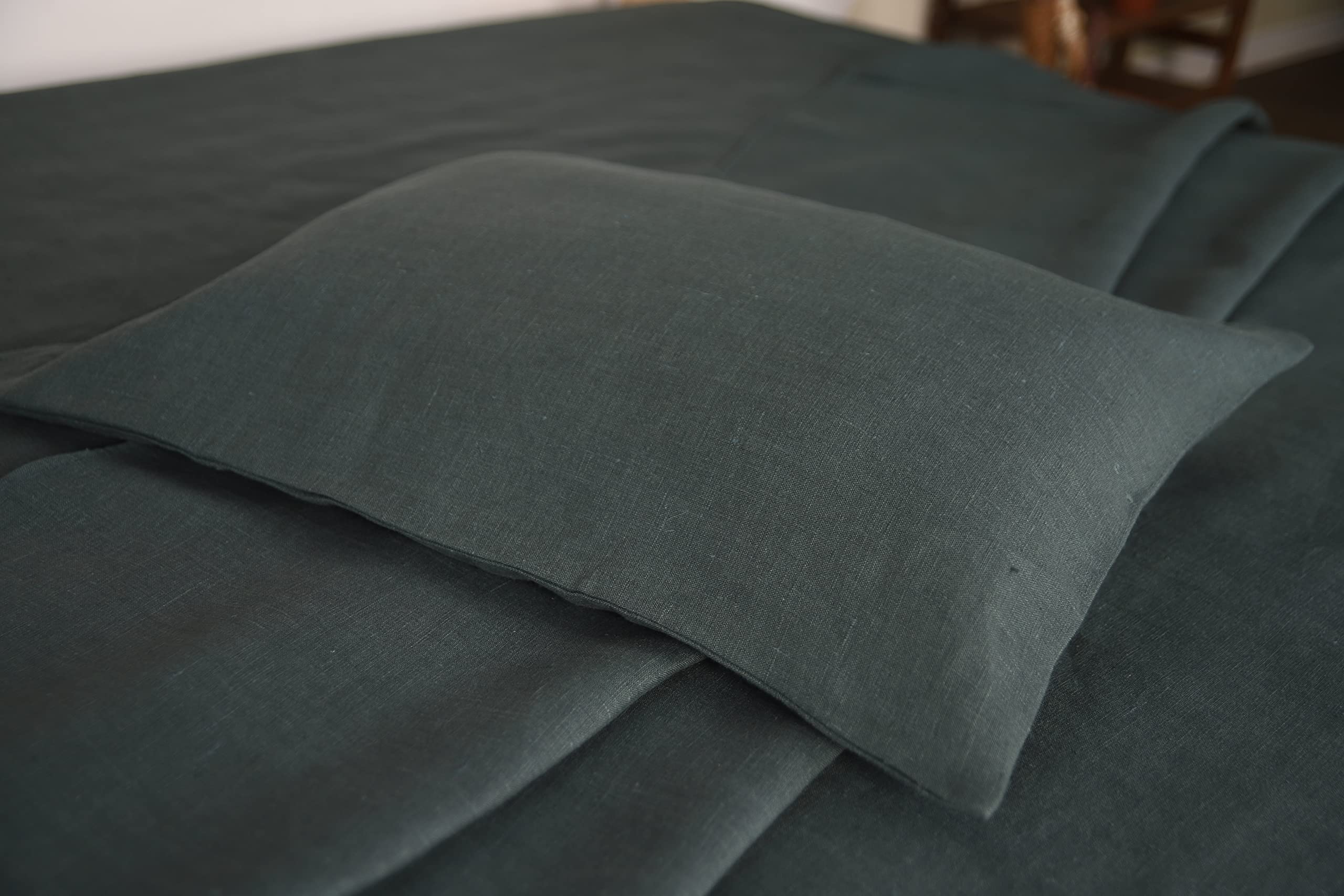 Premium 100% Natural Flax Linen Bedding Set - 4 Piece Breathable & Ultra Soft (Fitted Sheet, Flat Sheet, 2 Pillowcases) for Twin Bed - Jungle Print | Eco-Friendly Bed Sheets for Comfortable Sleep & Home Decor
