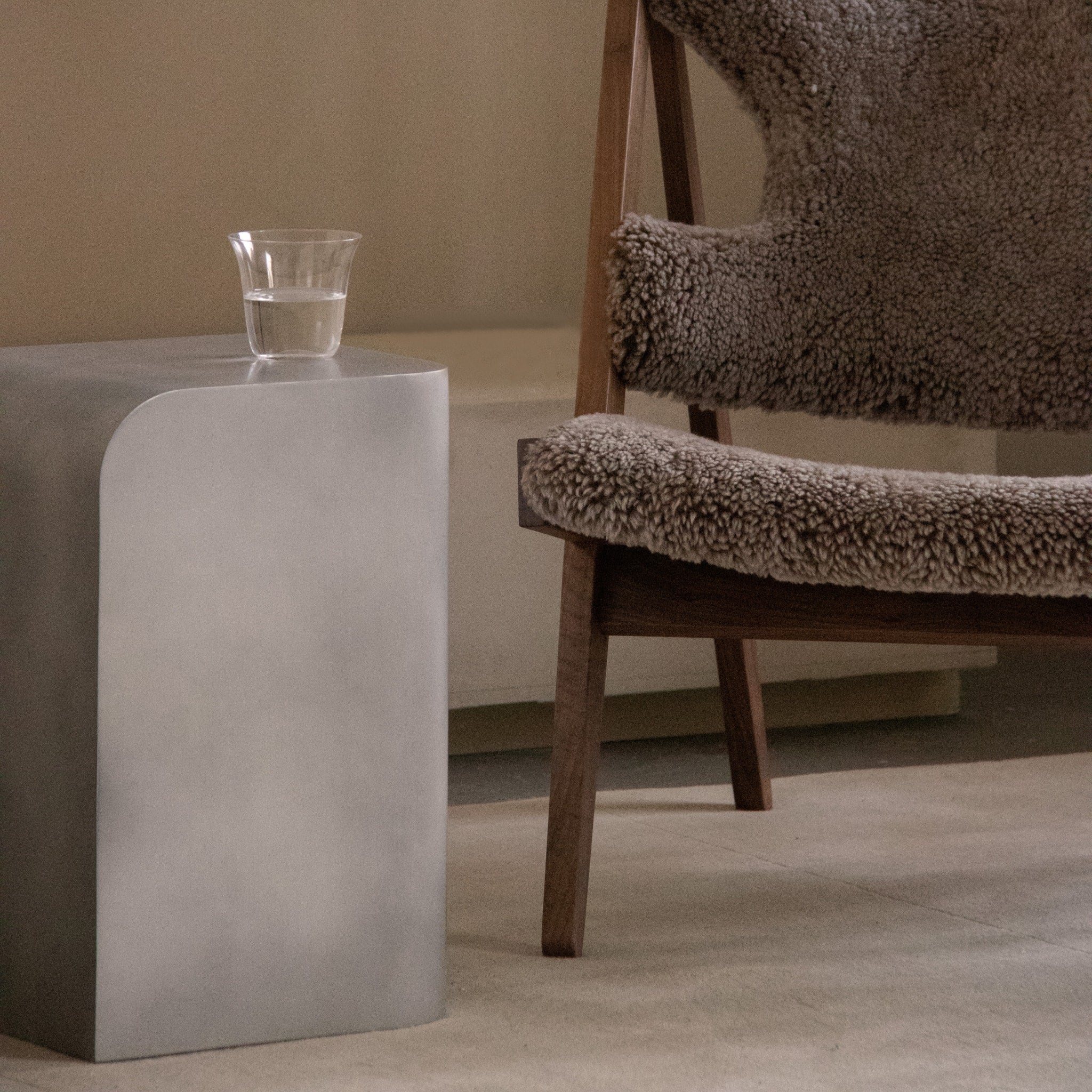 AUDO CPH Volume Side Table - Modern Aluminum End Table for Living Room, Bedroom, or Office - Compact & Stylish Accent Table for Small Spaces