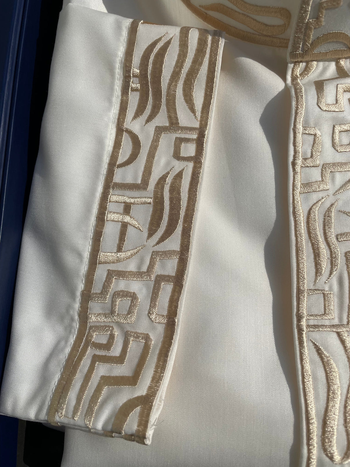 Premium Men's Cream Saudi Thobe with Gold Embroidery - Traditional Islamic Robe for Eid, Wedding & Special Occasions