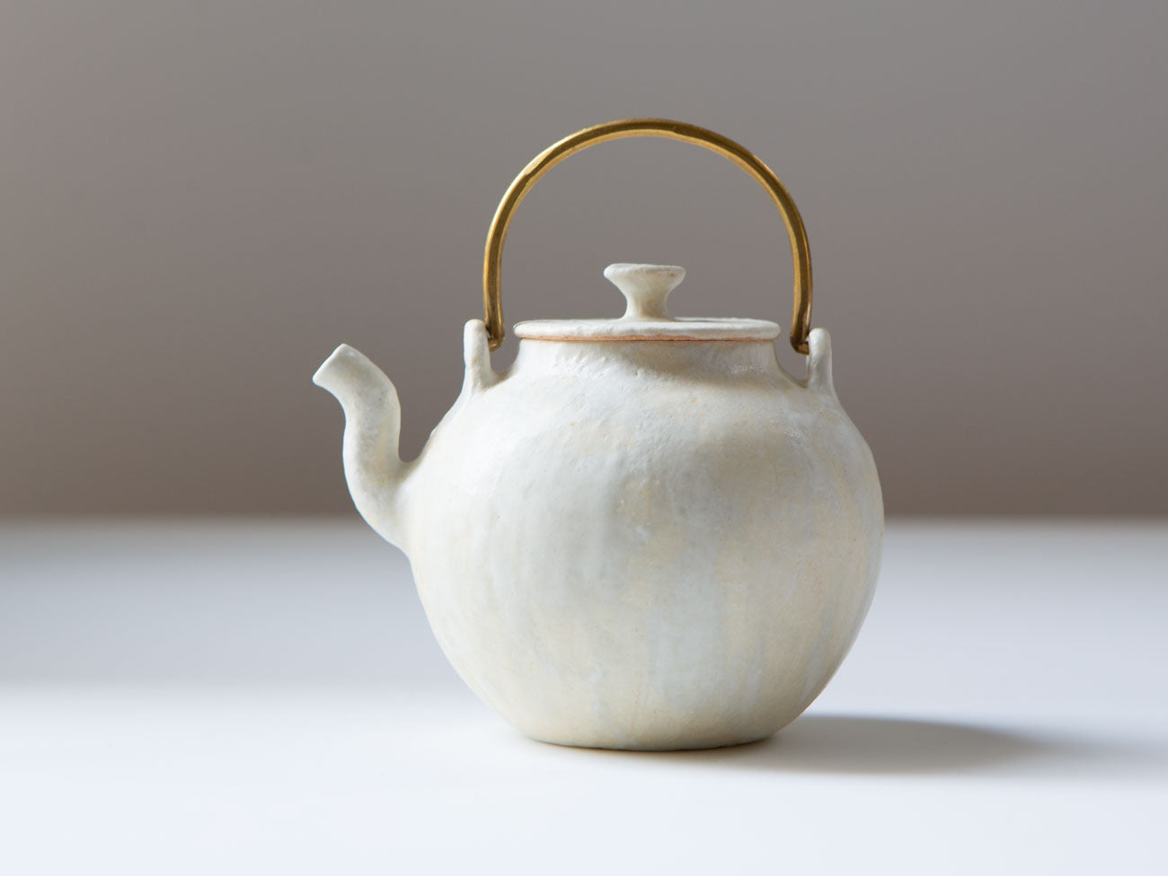 Premium Ceramic Arch Teapot - Elegant Handcrafted Teapot for Loose Leaf Tea, Perfect for Home, Office & Tea Parties | Ideal for Tea Lovers & Gift Giving