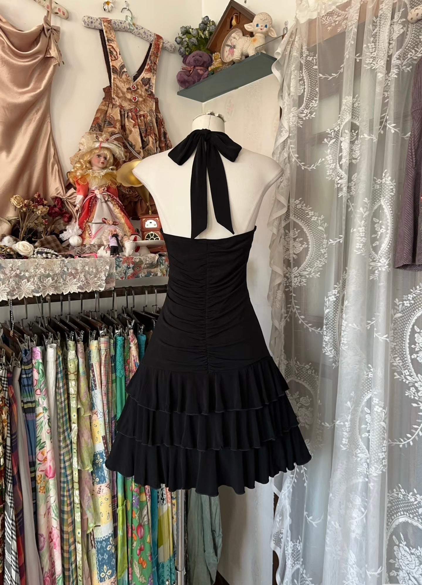 Vintage Halter V-Neck Black A-Line Short Prom Dress J5022 - Elegant Layered Party Dress for Homecoming, Cocktail Parties & Special Occasions