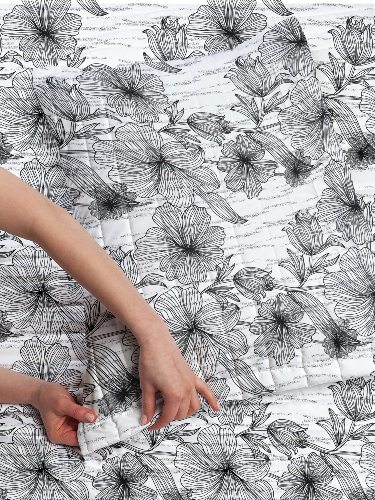 Ambesonne Floral Microfiber Bedspread Set - Black & White Hand-Drawn Wild Spring Flowers Design, Soft Twin Size Bedding with Pillow Sham & Comforter | Perfect for Spring Bedroom Decor, Guest Room Makeover, and Bohemian Style Home